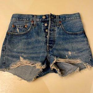 NWT Levi’s Jean Shorts